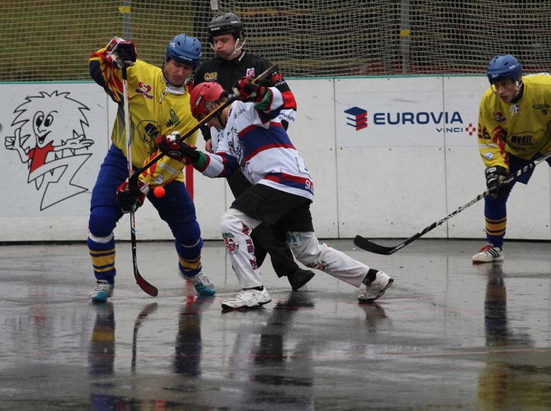 /uws_images/firmy/083199/clanky/jihlavsti-hokejbaliste-o-vikendu-bez-bodu/000002_h.JPG