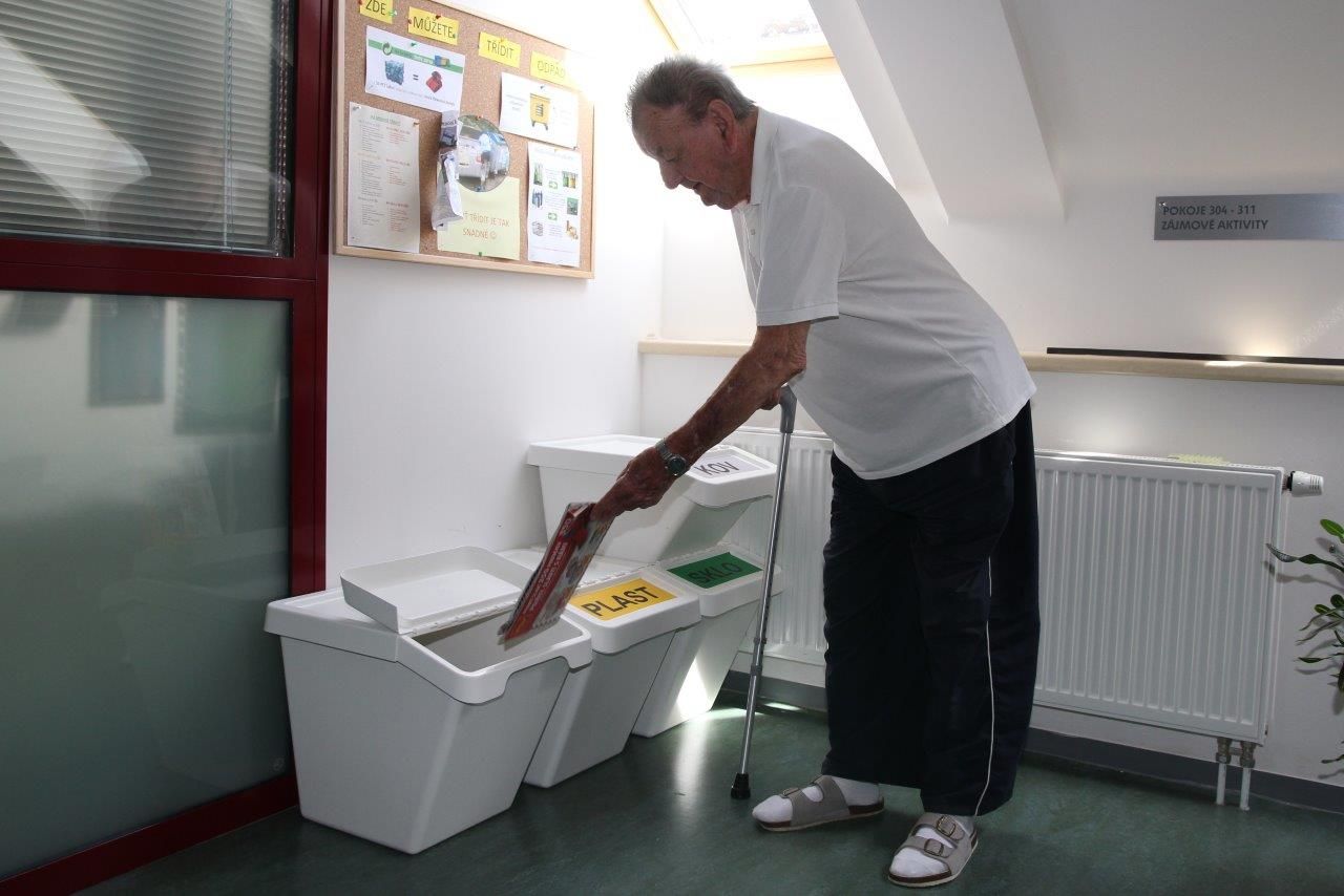 obrázek: Jihlavští senioři začali třídit víc, než se čekalo