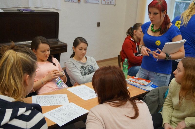 obrázek: Jihlavští studenti připravují den otevřených dveří své školy