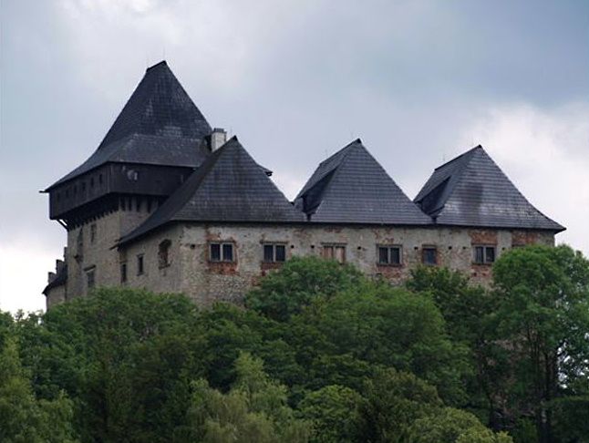 obrázek: Kapely Pozdní sběr a Druhá tráva na lipnickém hradě