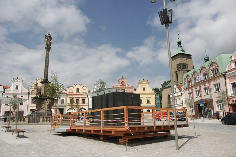 Kiosek na brodském náměstí bude provozovat Rebel