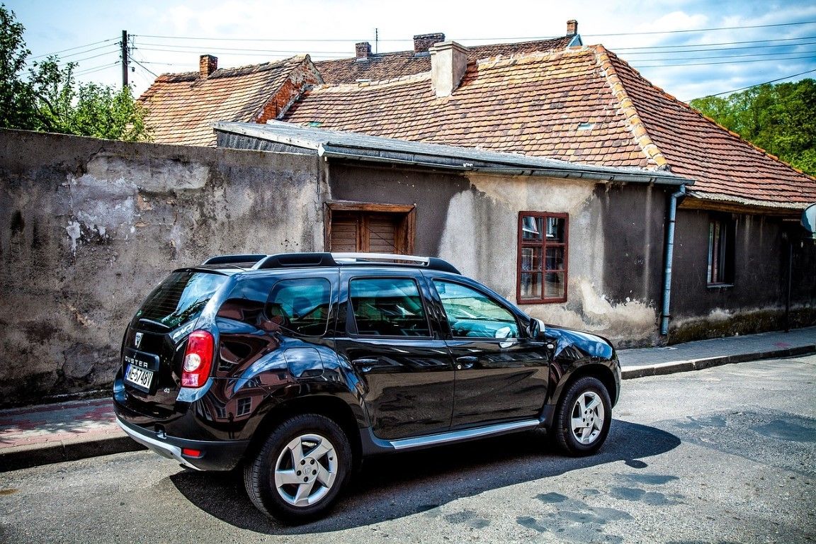 Kolik dnes stojí levné nové auto? A vyplatí se jej pořídit?
