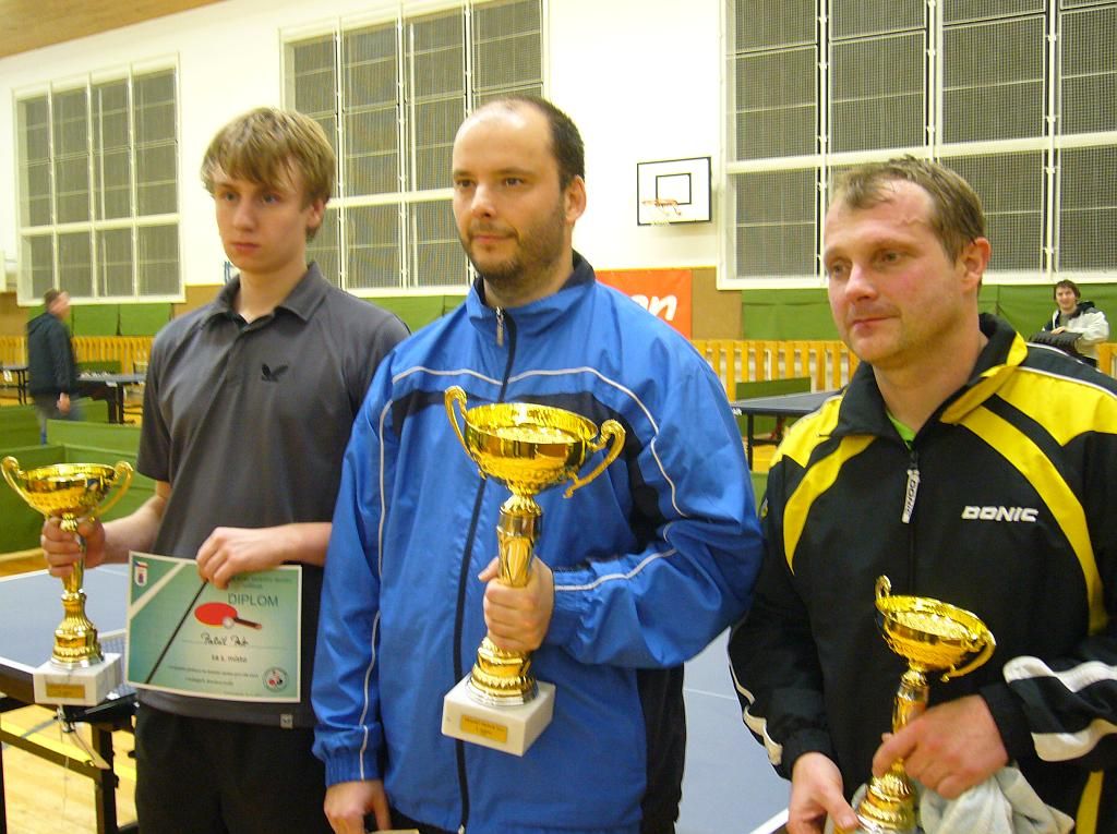 Krajské tituly ve stolním tenisu pro Jírka a Flesarovou