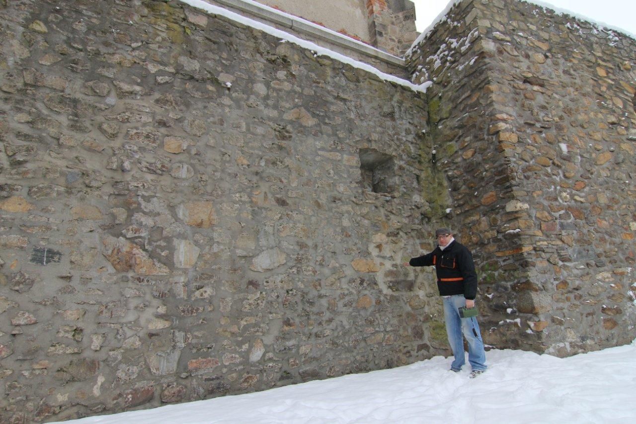 /uws_images/firmy/083199/clanky/krypta-pod-jihlavskou-kapli-se-otevrela-po-dvaceti-letech/000003_h.jpg