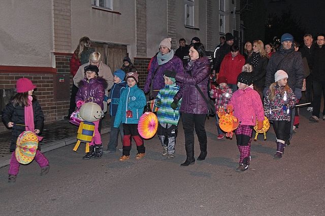 obrázek: Lampionový průvod v Ledči