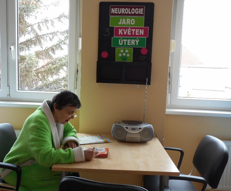 obrázek: Magnetické tabule na pokojích pomáhají pacientům s kognitivním tréninkem