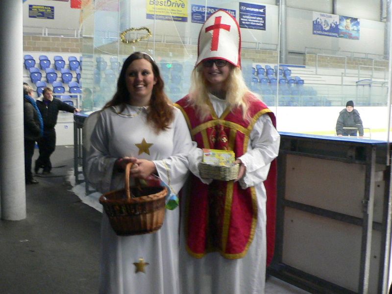 obrázek: Mikuláš ve Světlé opět na bruslích