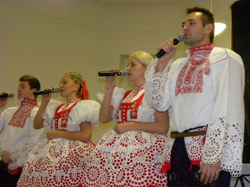 Mistříňanka zahrála v Rozsochatci nejen hasičům