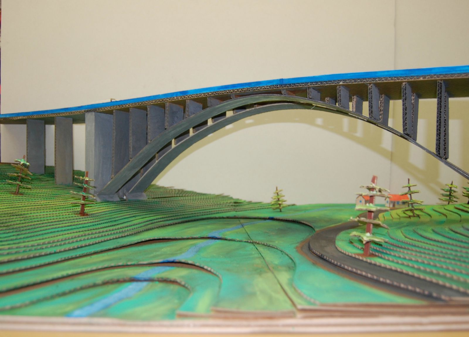 obrázek: Modely mostů studentů z Vysočiny v Muzeu silnic ve Vikýřovicích u Šumperka