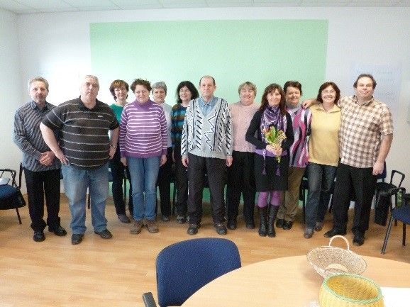 MOST 50 pomohl 120 padesátníkům, nyní končí kvůli financování