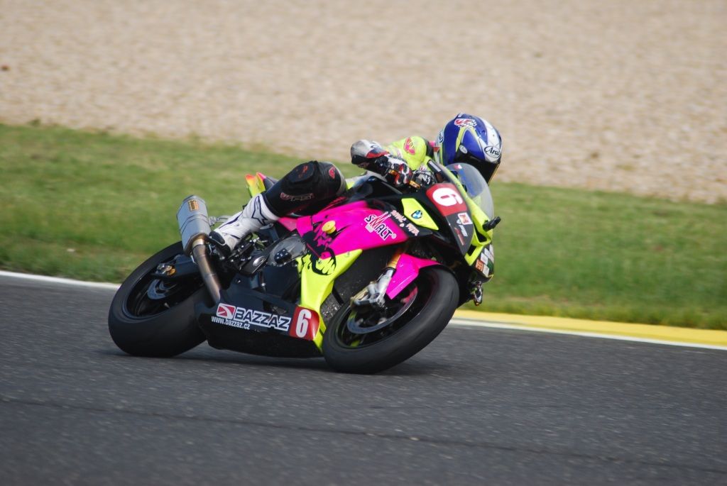 obrázek: Motocyklista Prášek v Budapešti prolomil smůlu. Dojel třetí a čtvrtý.