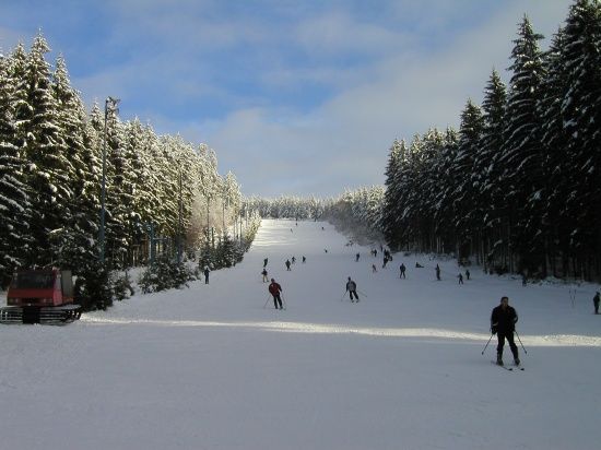 Na Čeřínku se ve čtvrtek začíná lyžovat