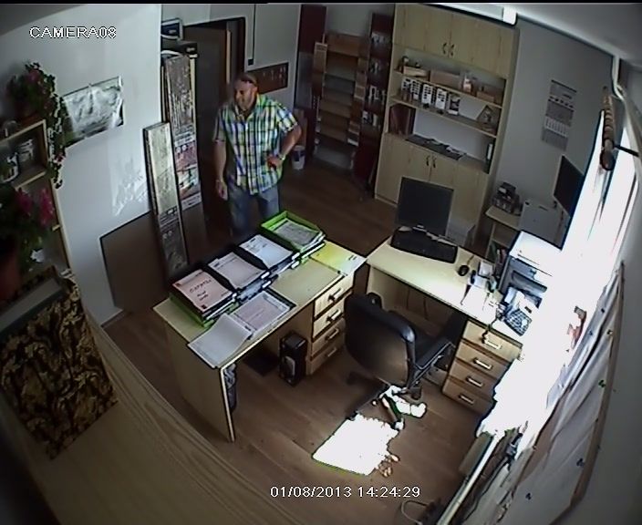 Na Žďársku hledají zloděje peněz