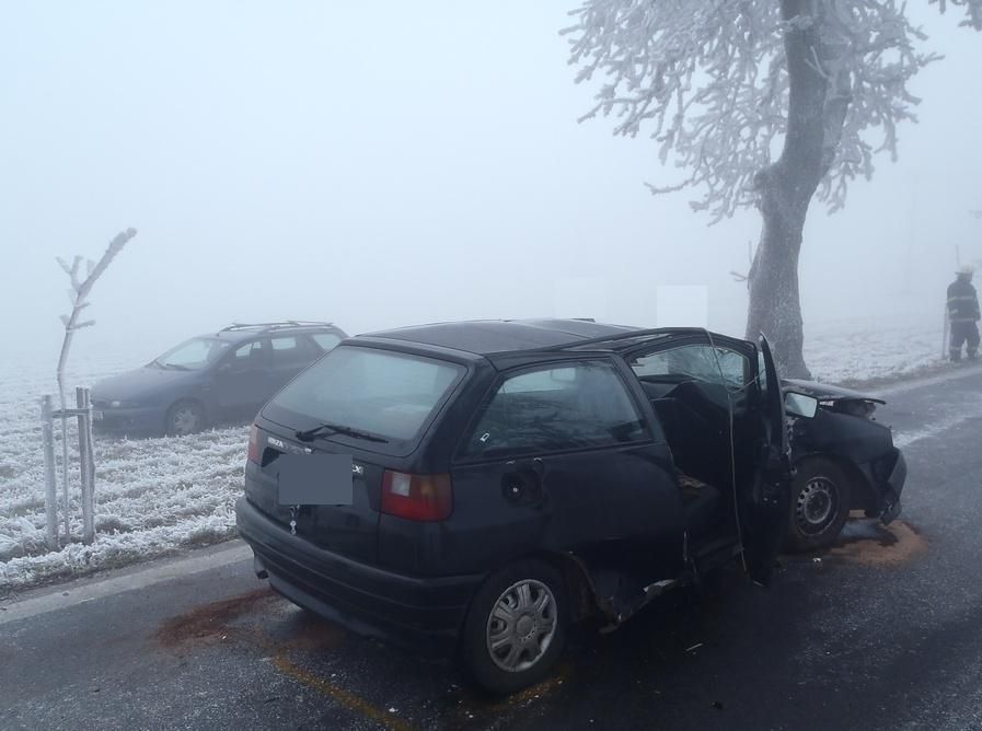 Námraza komplikovala dopravu na Vysočině