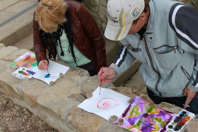 obrázek: Následná péče Jihlava vystavila obrazy klientů arteterapie