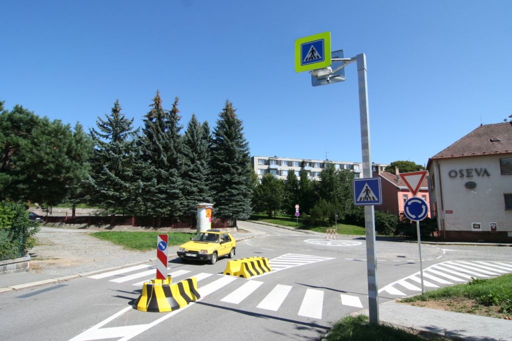 Nová kruhová křižovatka v Jihlavě zvýší bezpečnost dětí