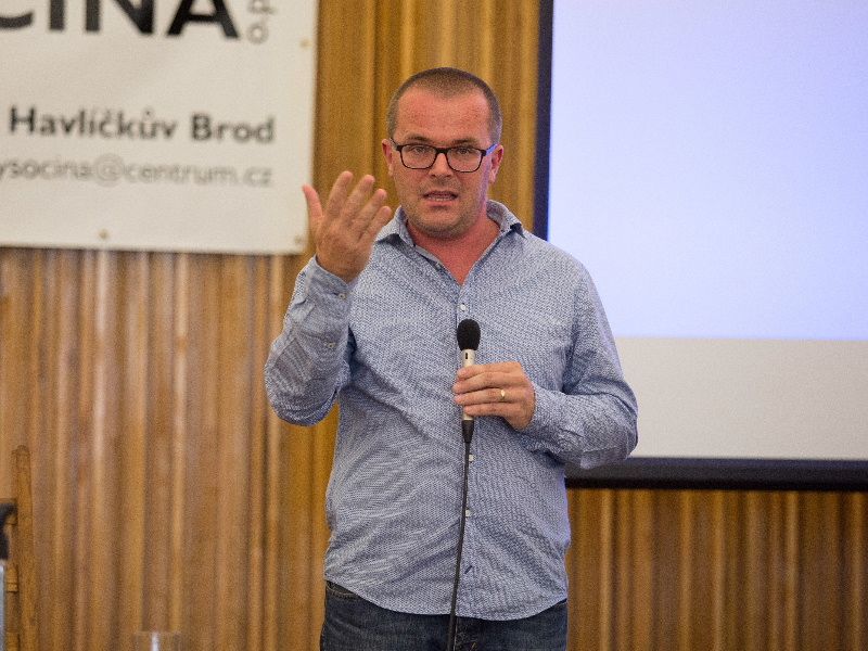 O mýtech a realitě Ukrajiny s Josefem Pazderkou