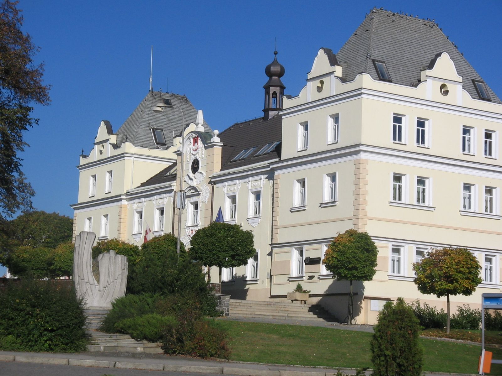 O pouti, o průmyslu a o Světlé se starostou Tourkem