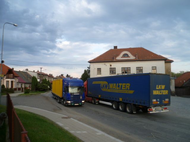 Obyvatele Měřína trápí kamiony vyhýbající se mýtným branám