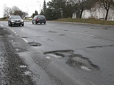 Obyvatelé Vysočiny si všímají stavu silnic a cest
