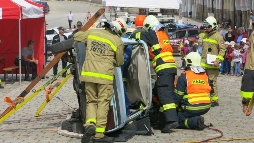Pacovští hasiči nejlepší v krajské soutěži ve vyprošťování