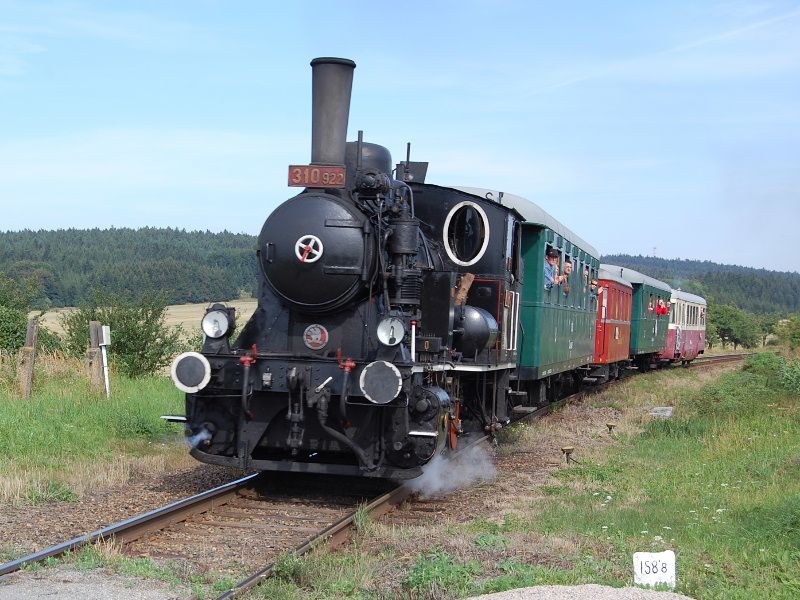 Parní vlak připomene sto čtyřicet let trati na Vysočině