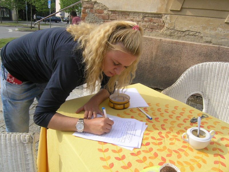 Petiční kavárna Na Růžku v Telči