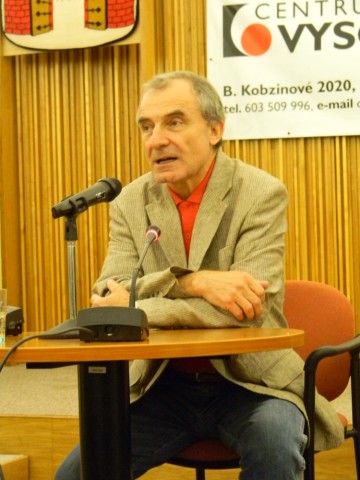 Petr Bílek: Poprvé v dějinách může člověk umřít s jiným pohlavím, než se narodil