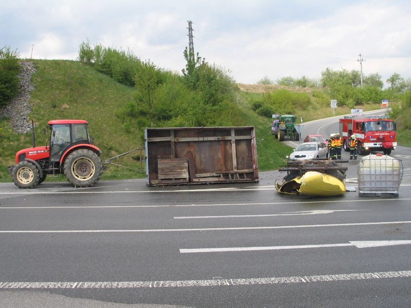 Po havárii v Pelhřimově uniklo hnojivo