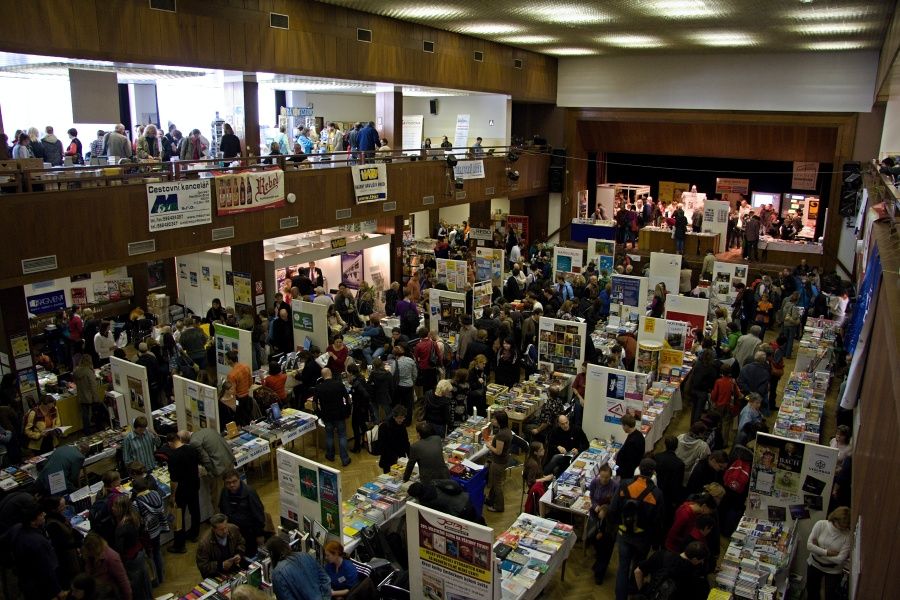 Podzimní knižní veletrh otevřel své brány návštěvníkům