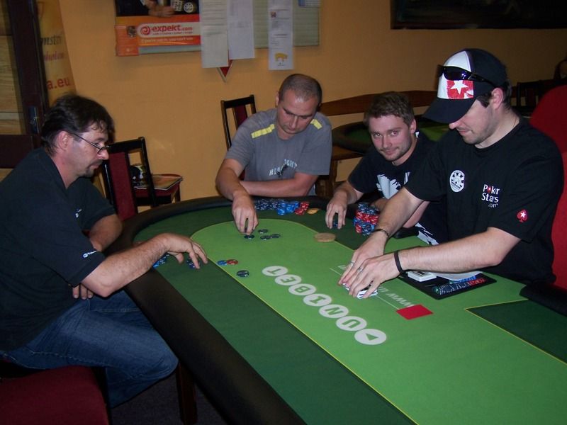 Pokerový turnaj přinesl pro Kubíka 26 tisíc