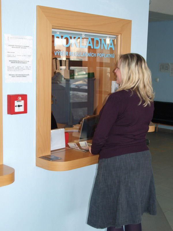 Pokladna regulačních poplatků Nemocnice Jihlava podloužila úřední hodiny