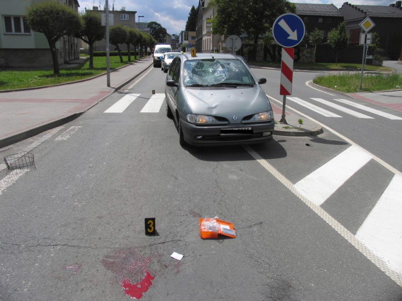 obrázek: Policisté hledají svědky nehody v Humpolci