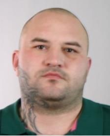 Policisté na Pelhřimovsku pátrají po jednatřicetiletém pachateli