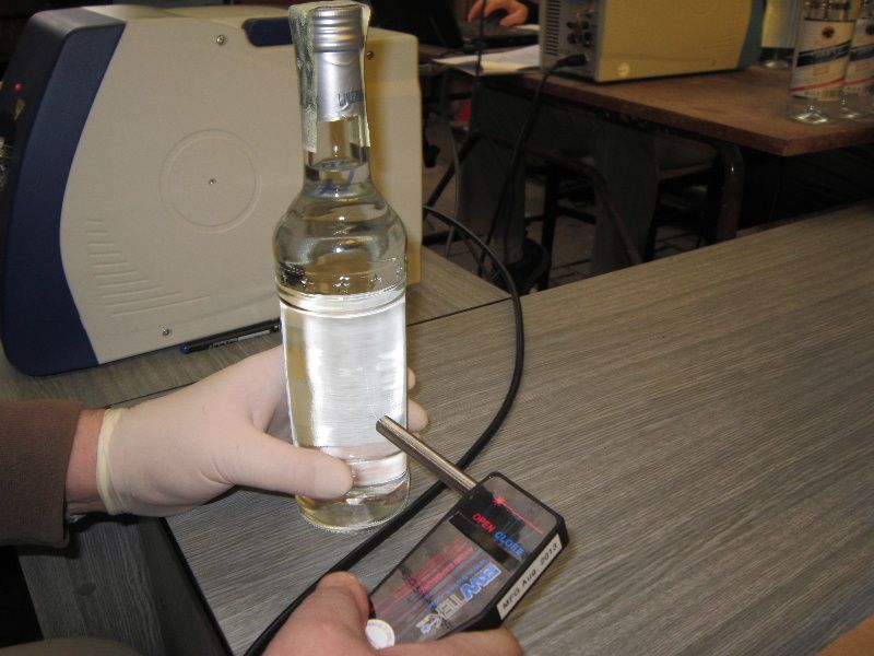 obrázek: Policisté prověří zadržený alkohol ze Žďárska