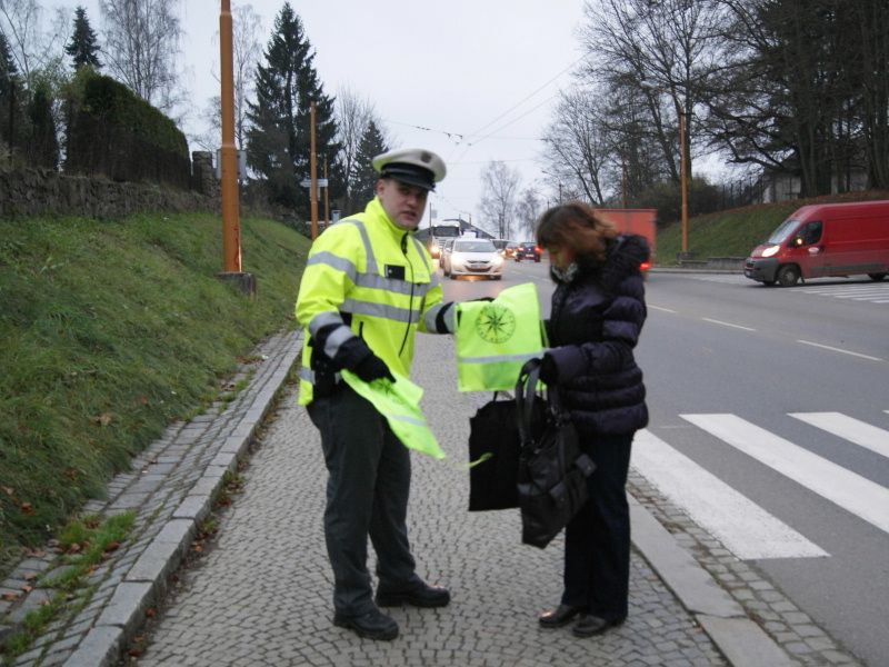 obrázek: Policisté upozorňovali v Jihlavě chodce