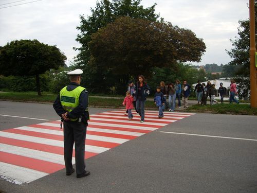 Policisté v Jihlavě dohlédnou na přechody pro chodce