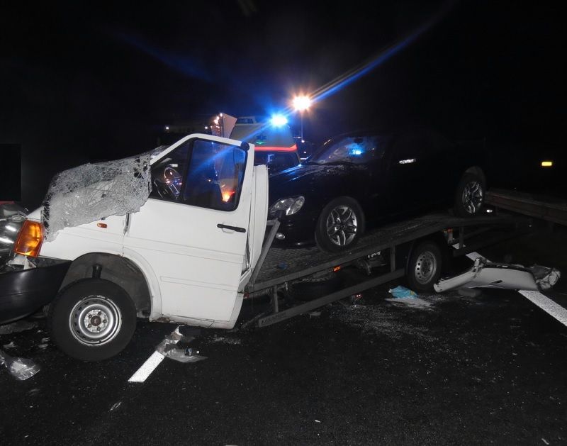 obrázek: Policisté žádají veřejnost o pomoc při objasnění havárie na D1