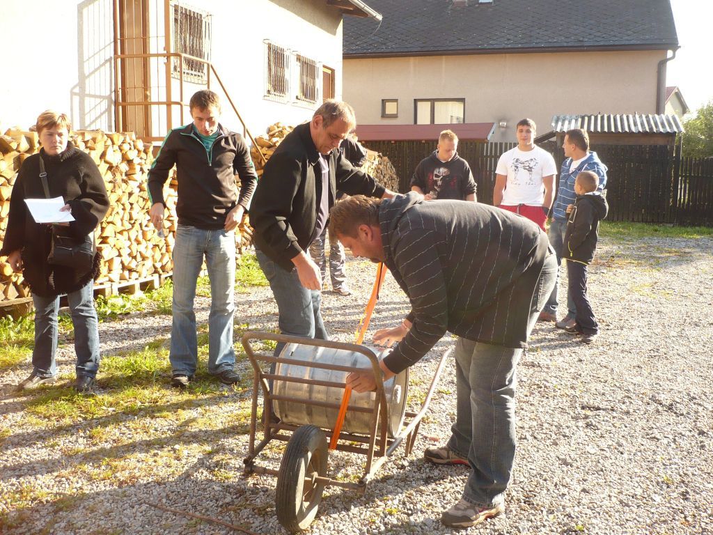 Posvícenský trakař ve Vepříkově je populární