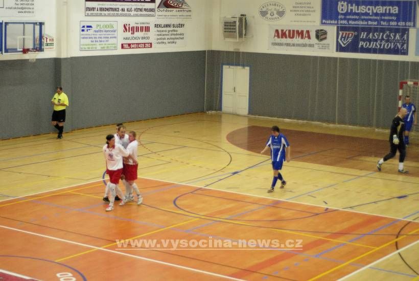 Pramen po sérii proher bodoval