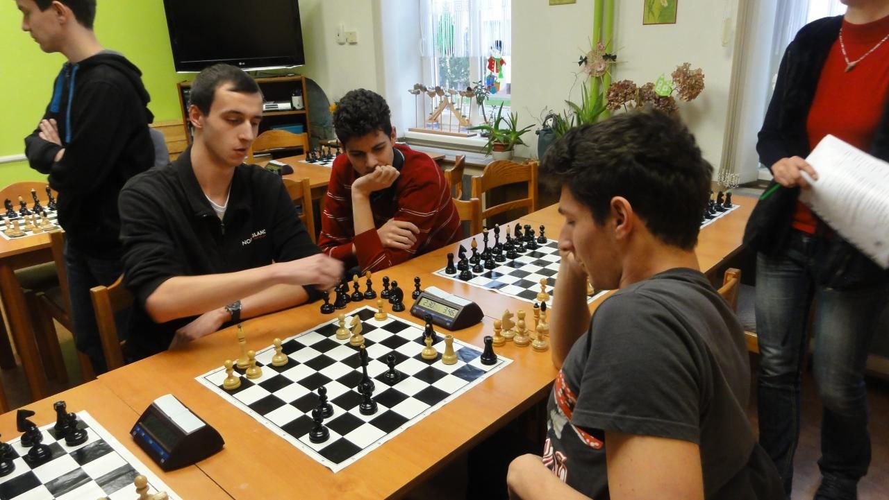 Přebor škol Vysočiny v šachu v plném proudu