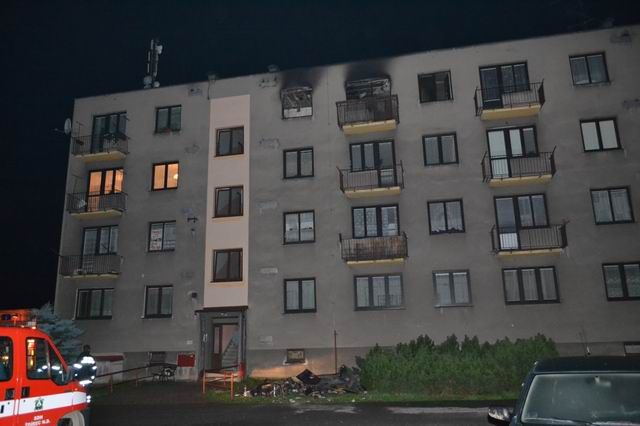 Při požáru bytu ve Ždírci nad Doubravou se zranila žena