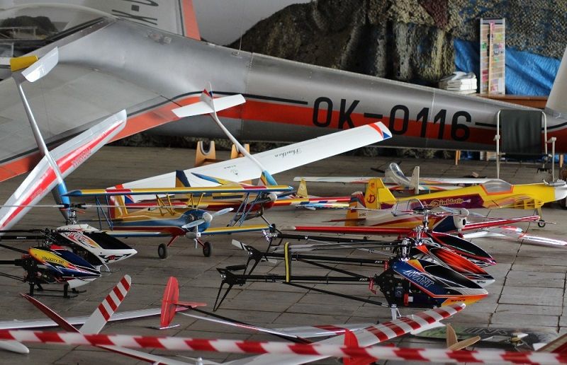 Přibyslavský první máj přilákal na letiště tisíce diváků