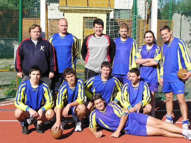 Prohra s Veselím a těsná výhra s Vracovem