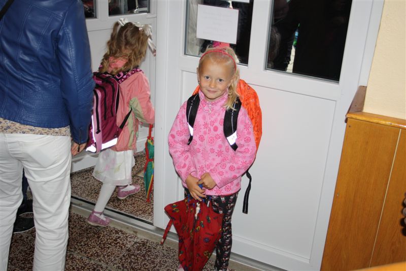 Prvňáci převzali bezpečné kufříky také v Jaroměřicích