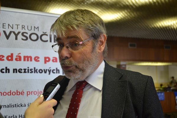 Radim Uzel píše knížky po večerech