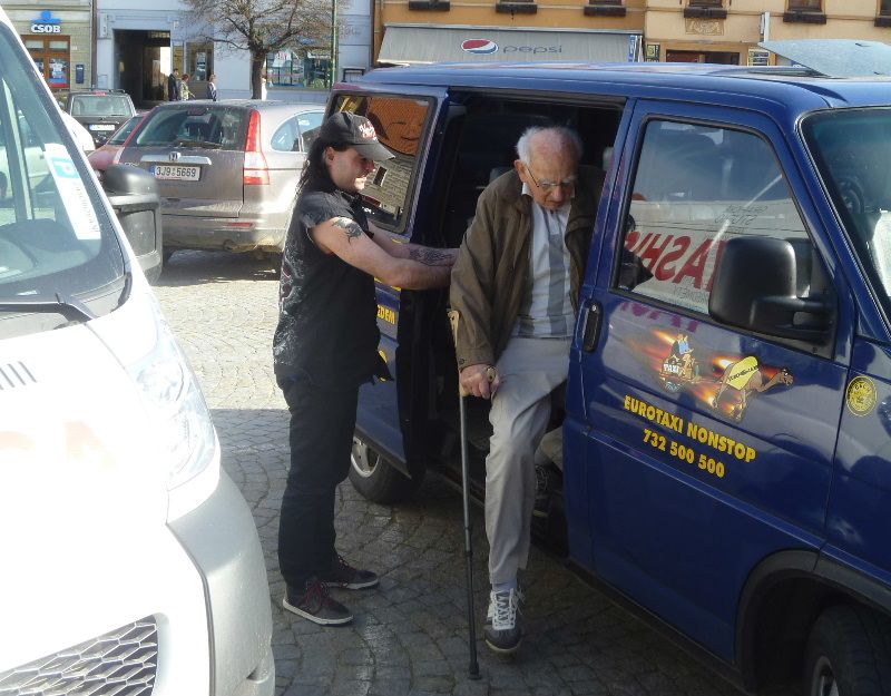 obrázek: Radnice v Třebíči: Přepravní službu k nemocnici občané využívají