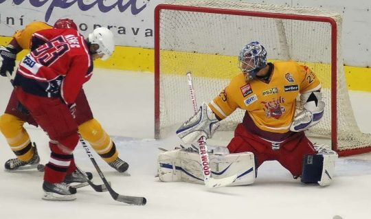 Rebelové jako první dobyli jihlavský stadion