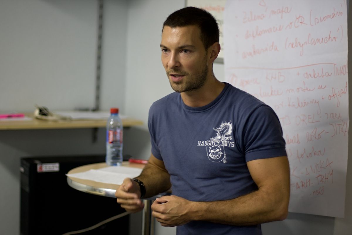 Řídíme se citem – prozradil mladým novinářům Dalimil Novák z ČT24