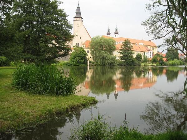 Rozkvetlým krajem o víkendu v Telči